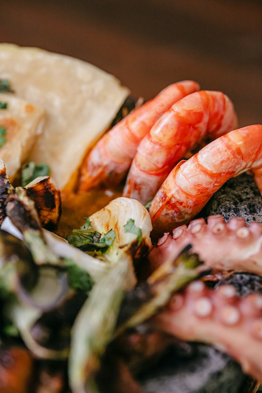 Fresh seafood platter with shrimp, octopus and tortilla, Cozumel, Mexico