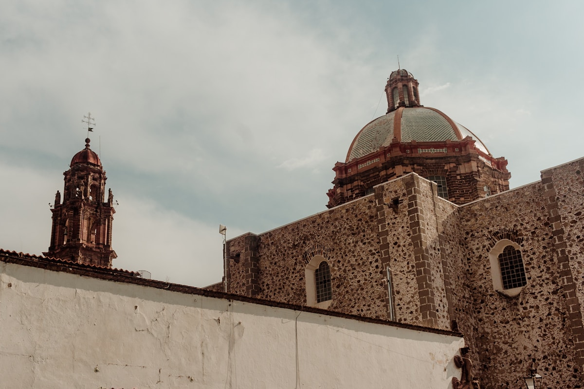 Twin-towered church with dome, San Miguel de Allende, Guanajuato, Mexico